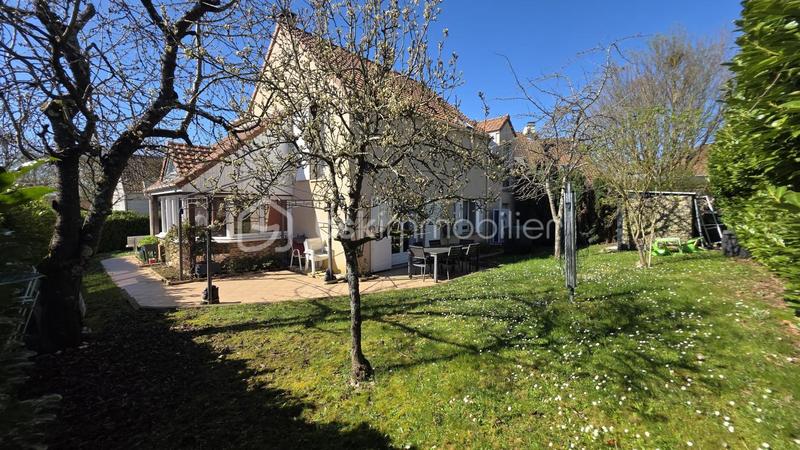 Maison - 132 m² - 7 pièces