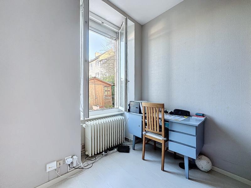 Maison - 93 m² - 5 pièces