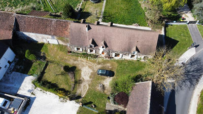 Maison - 241 m² - 8 pièces