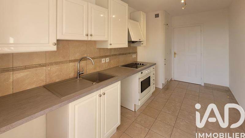 Appartement - 80 m² - 3 pièces