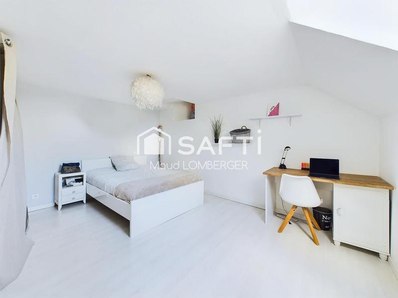 Maison - 159 m² - 8 pièces