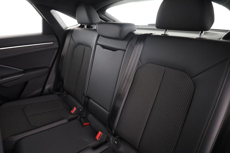 Audi Q3 Sportback 35 Tdi s line s tronic 7 150 ch