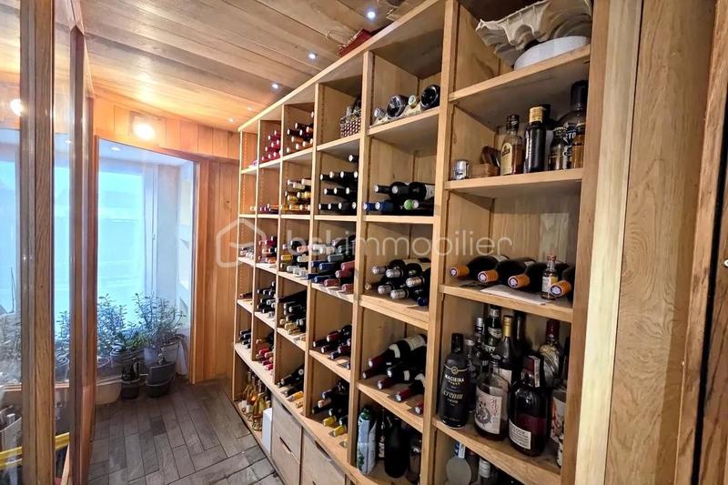 Maison traditionnelle - 186 m² - 5 pièces