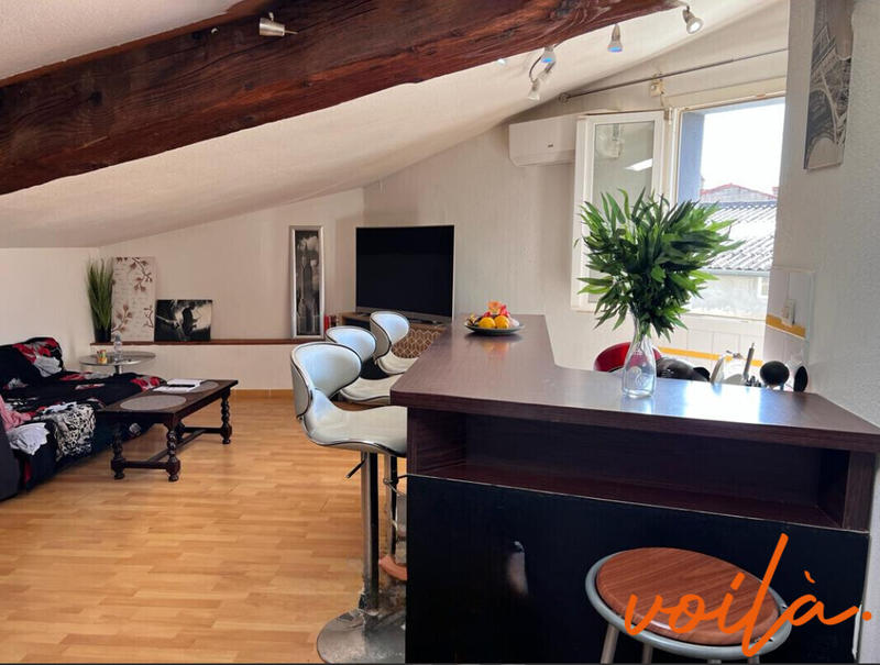 Immeuble - 74 m² - 5 pièces