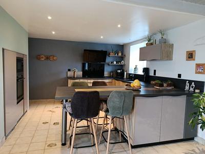 Maison - 139 m² - 6 pièces