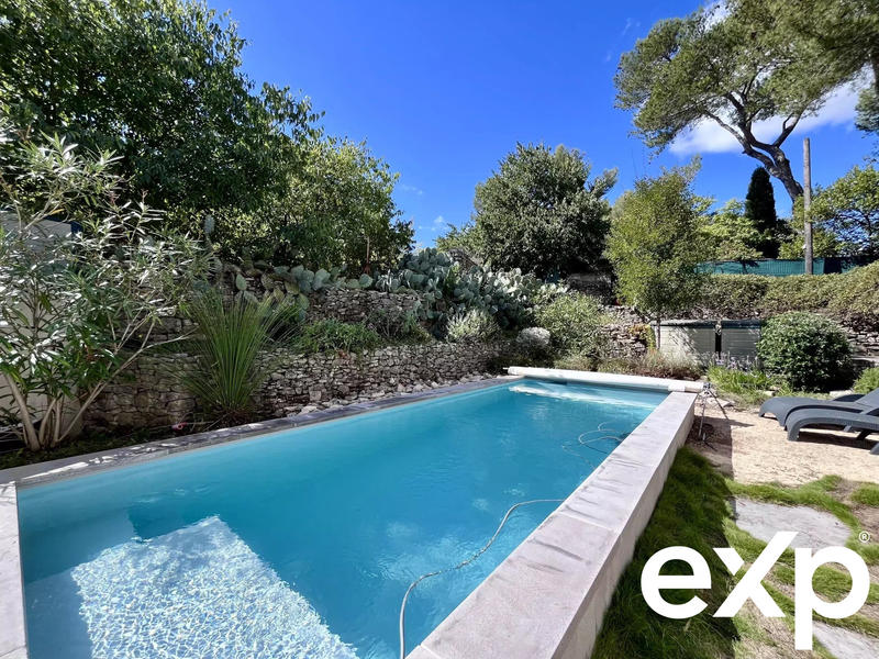 Maison - 170 m² - 5 pièces