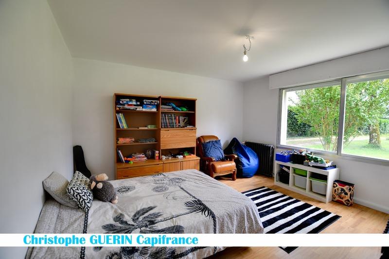 Maison - 227 m² - 7 pièces