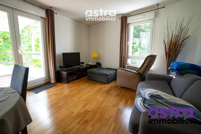 Appartement - 84 m² - 3 pièces