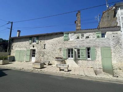 Maison - 225 m² - 8 pièces