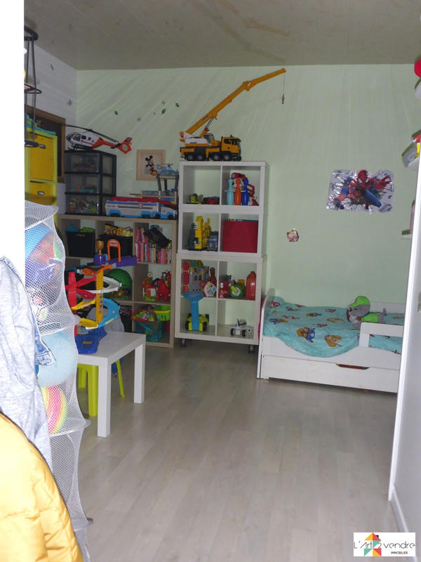 Appartement - 102 m² - 5 pièces