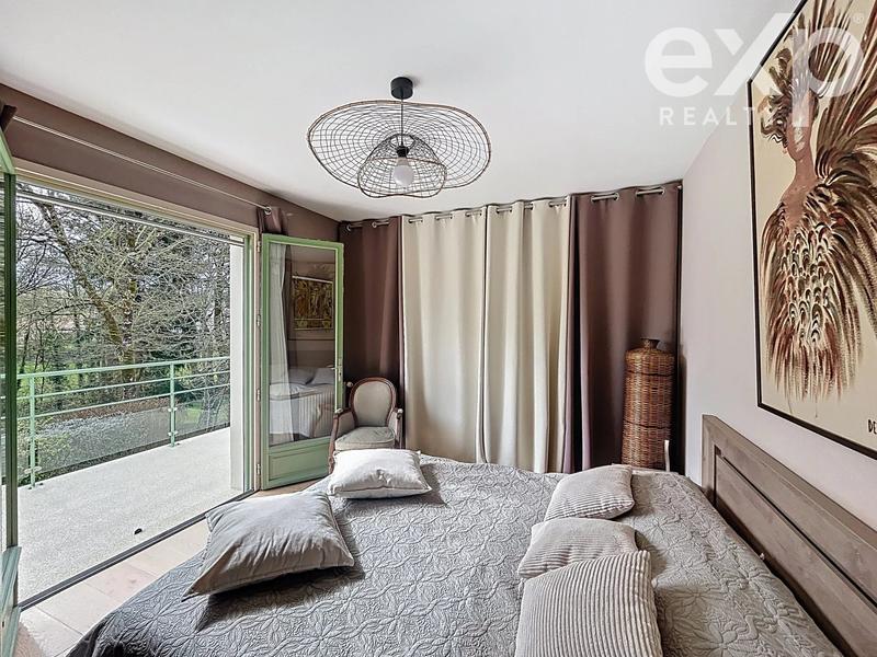 Maison - 177 m² - 6 pièces