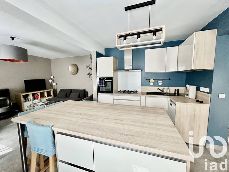 Maison - 83 m² - 5 pièces