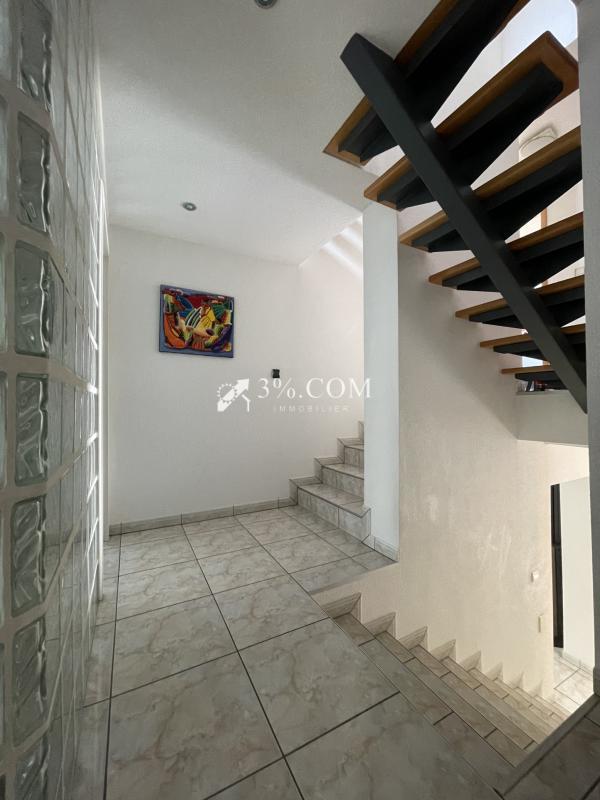 Maison - 160 m² - 7 pièces