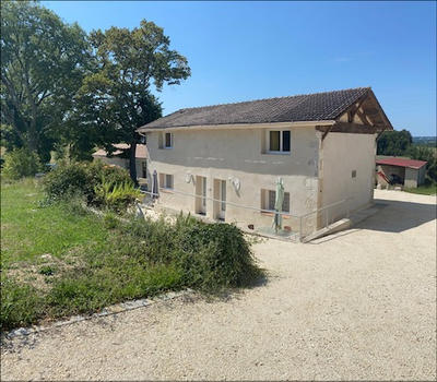 Maison - 410 m² - 18 pièces