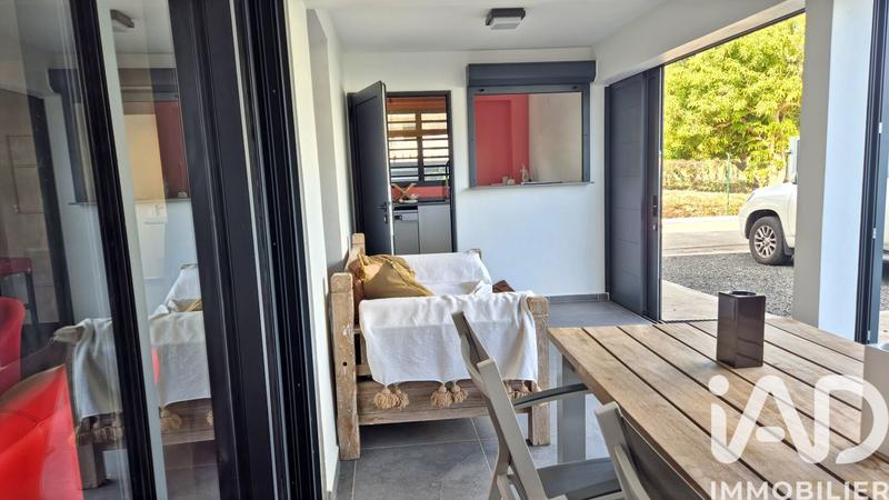 Appartement - 93 m² - 3 pièces