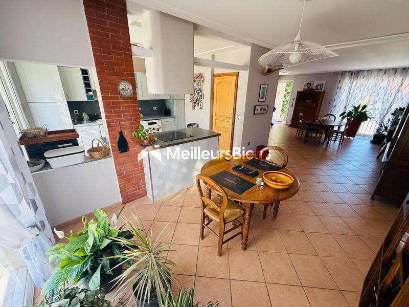 Maison - 175 m² - 6 pièces