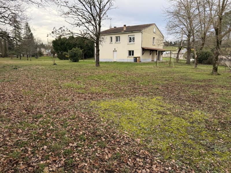 Maison - 153 m² - 8 pièces