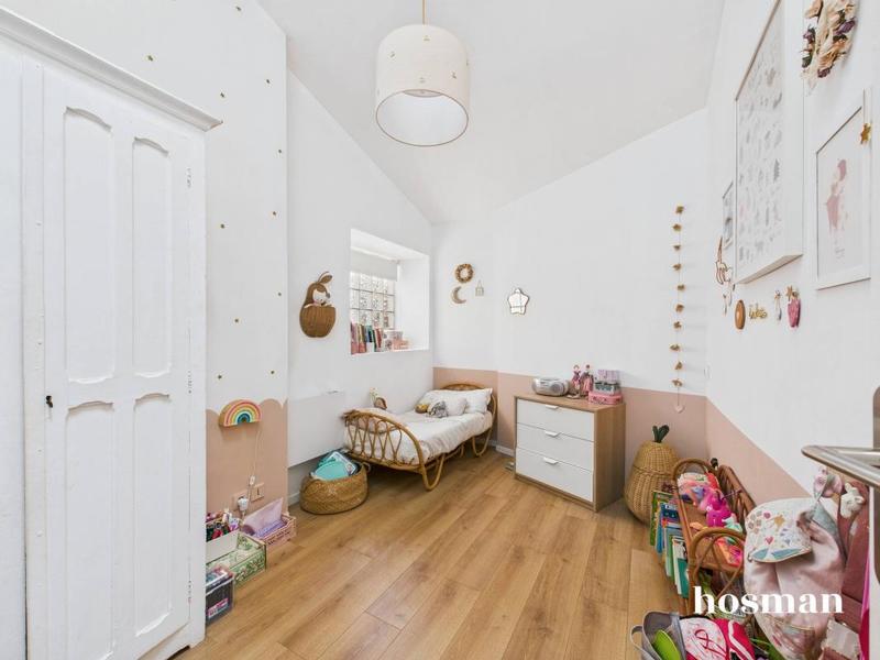 Appartement - 75 m² - 5 pièces