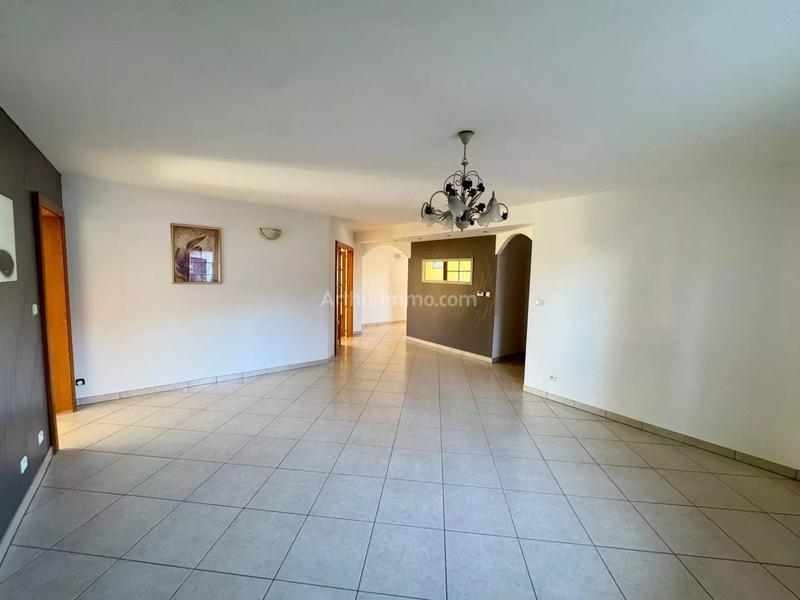 Maison - 312 m² - 12 pièces