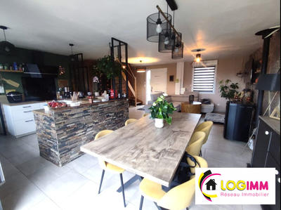 Maison - 110 m² - 6 pièces