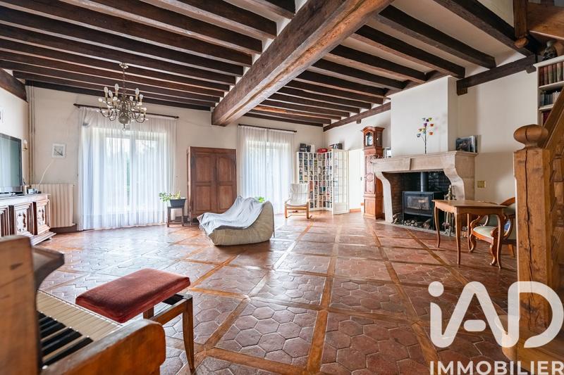 Maison - 180 m² - 7 pièces