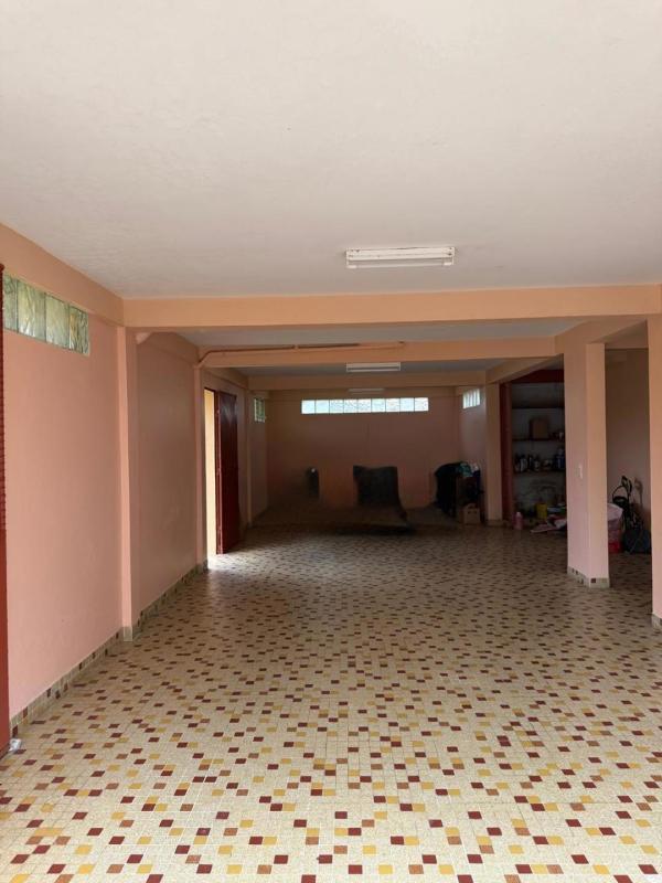 Maison - 161 m² - 6 pièces