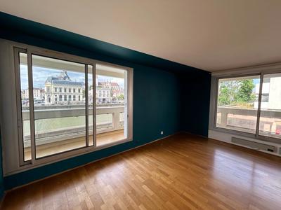 Appartement - 83 m² - 3 pièces