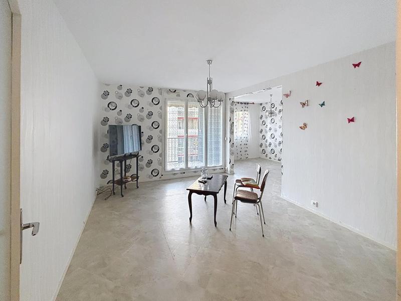 Appartement - 92 m² - 5 pièces