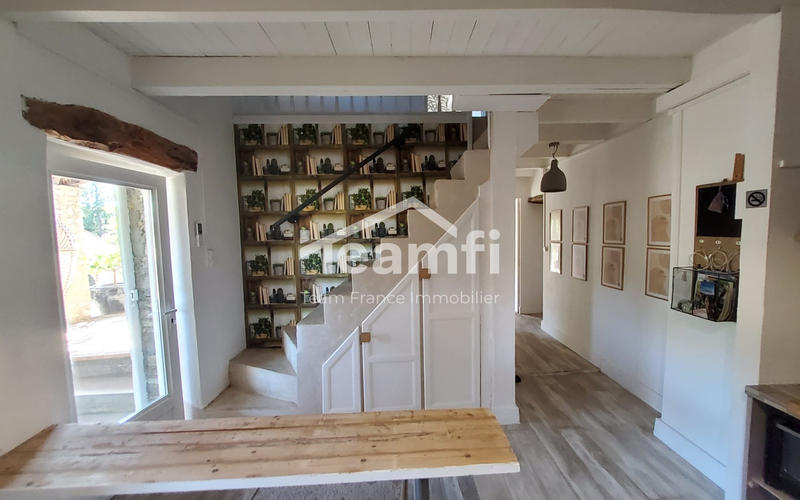 Mas - 176 m² - 7 pièces