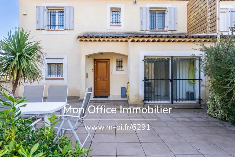 Maison - 220 m² - 6 pièces