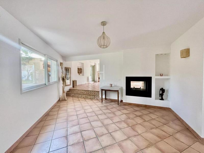 Maison - 211 m² - 7 pièces