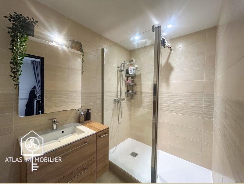 Appartement - 70 m² - 3 pièces