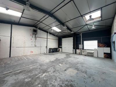 Local commercial - 288 m²