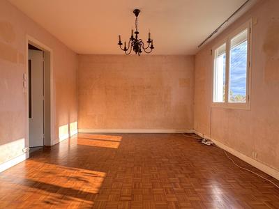 Maison ancienne - 93 m² - 5 pièces