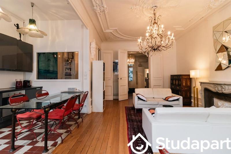 Appartement - 75 m² - 2 pièces