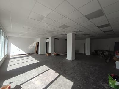 Local commercial - 160 m²