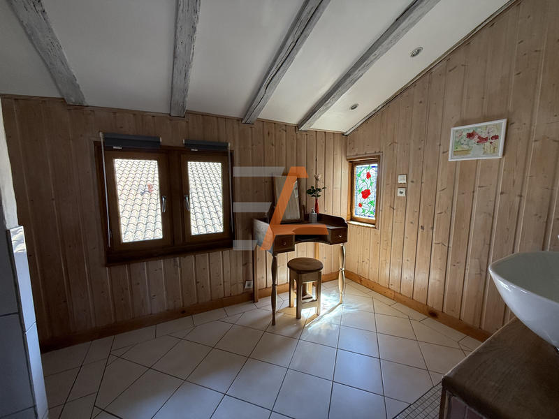 Maison - 175 m² - 6 pièces