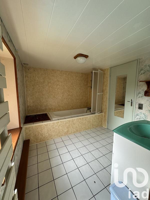 Maison - 317 m² - 13 pièces