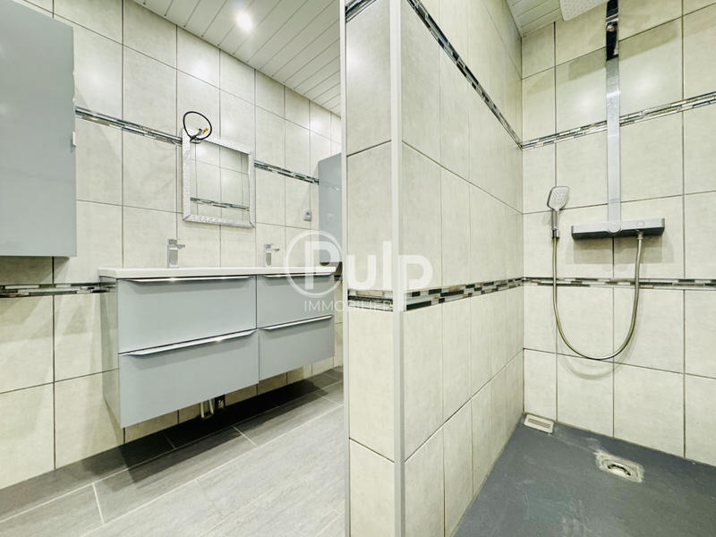 Maison - 125 m² - 6 pièces