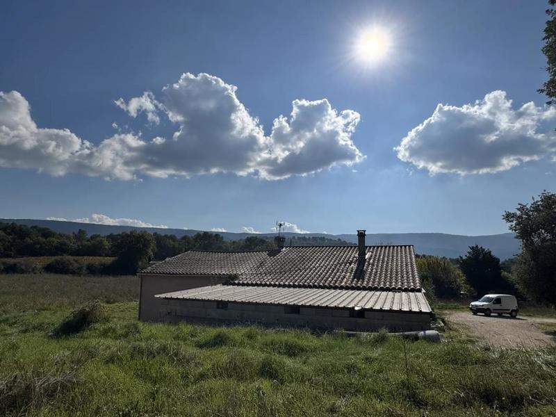 Propriété - 158 m² - 6 pièces