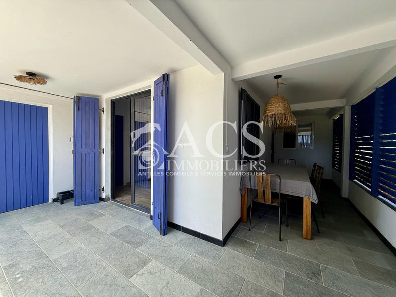 Villa - 100 m² - 5 pièces