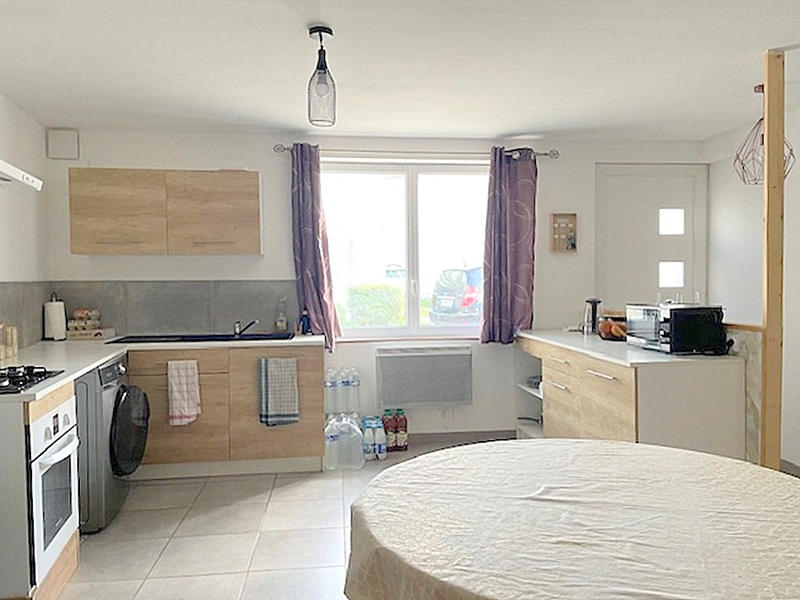 Maison - 220 m² - 10 pièces