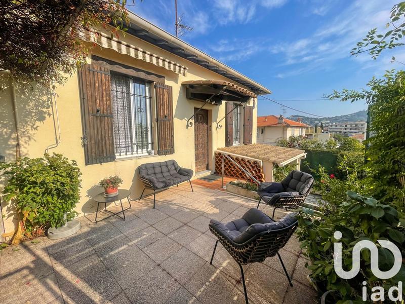 Maison - 96 m² - 3 pièces