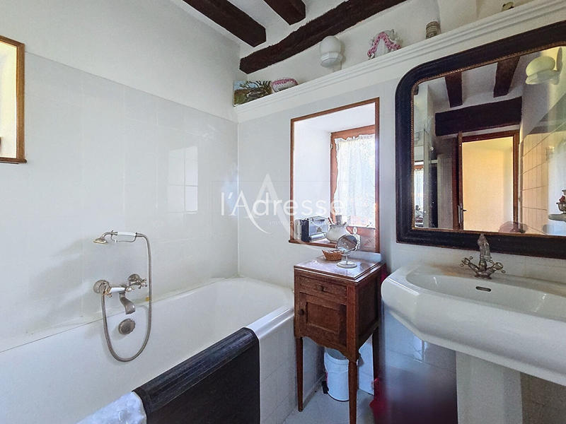 Maison - 177 m² - 5 pièces