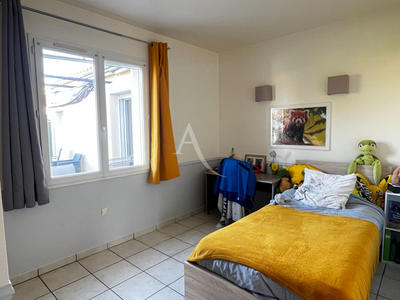 Maison - 93 m² - 5 pièces