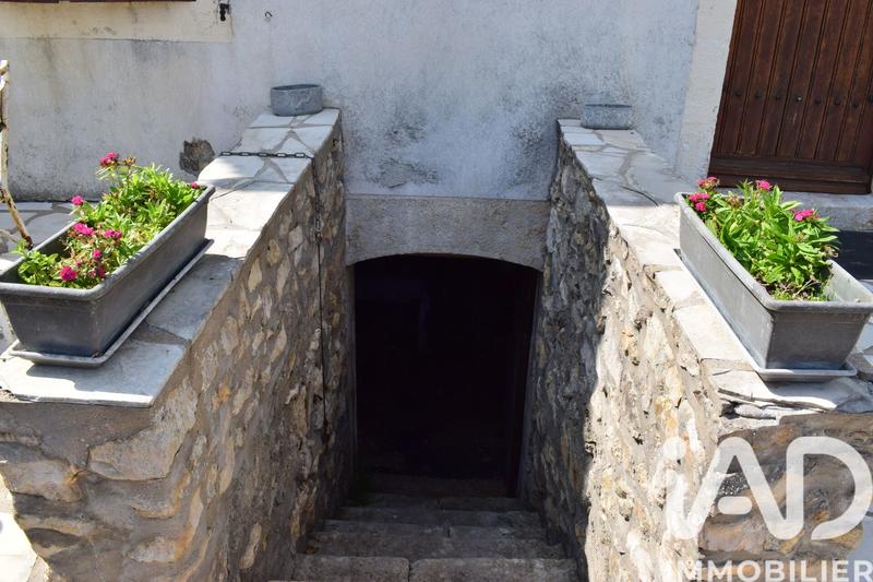 Maison de village - 222 m² - 10 pièces