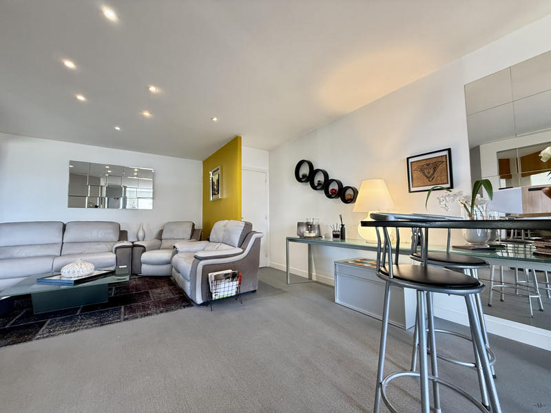 Maison contemporaine - 187 m² - 5 pièces