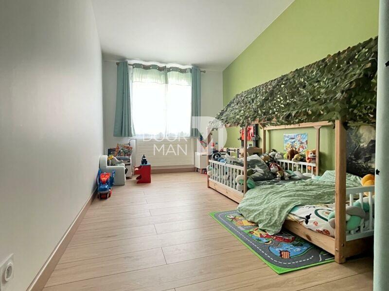 Maison - 89 m² - 5 pièces