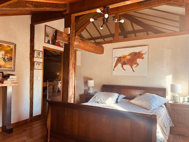 Maison ancienne - 205 m² - 7 pièces