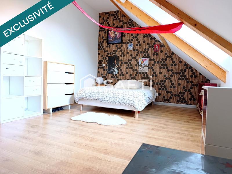 Maison - 158 m² - 6 pièces